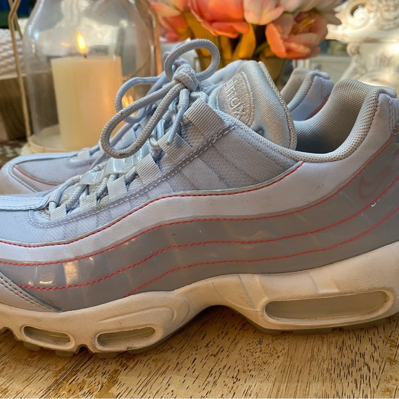 Ladies Nike Air max - Picture 2 of 6